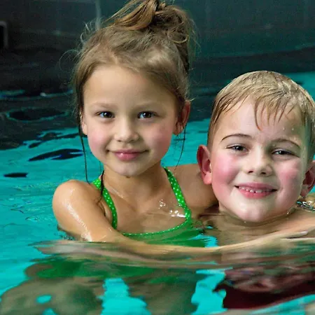 8 Person On A In Romo Sonderby (Romo)