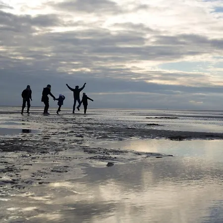 8 Person On A In Romo * Sønderby