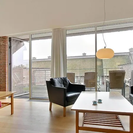 8 Person On A In Romo Sonderby (Romo)