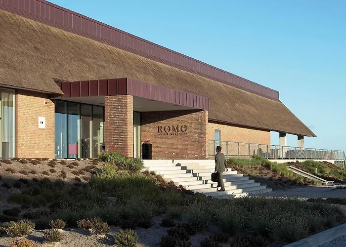 8 Person On A In Romo 別荘