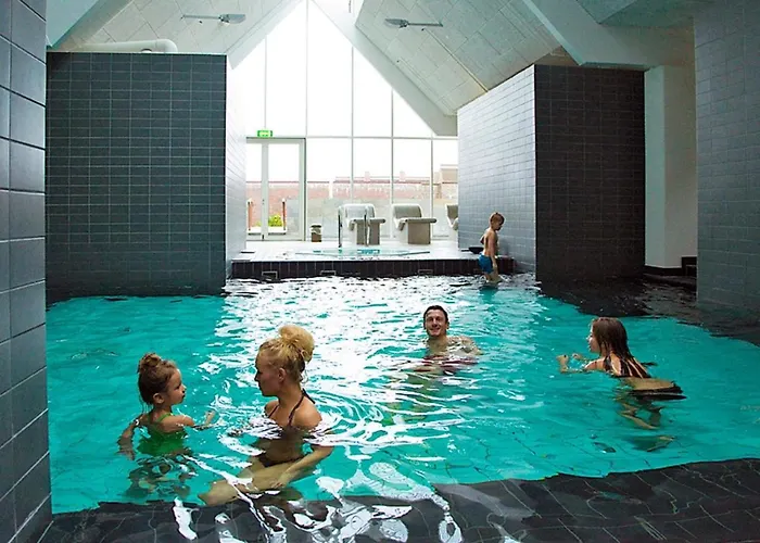 8 Person On A In Romo Σπίτι διακοπών